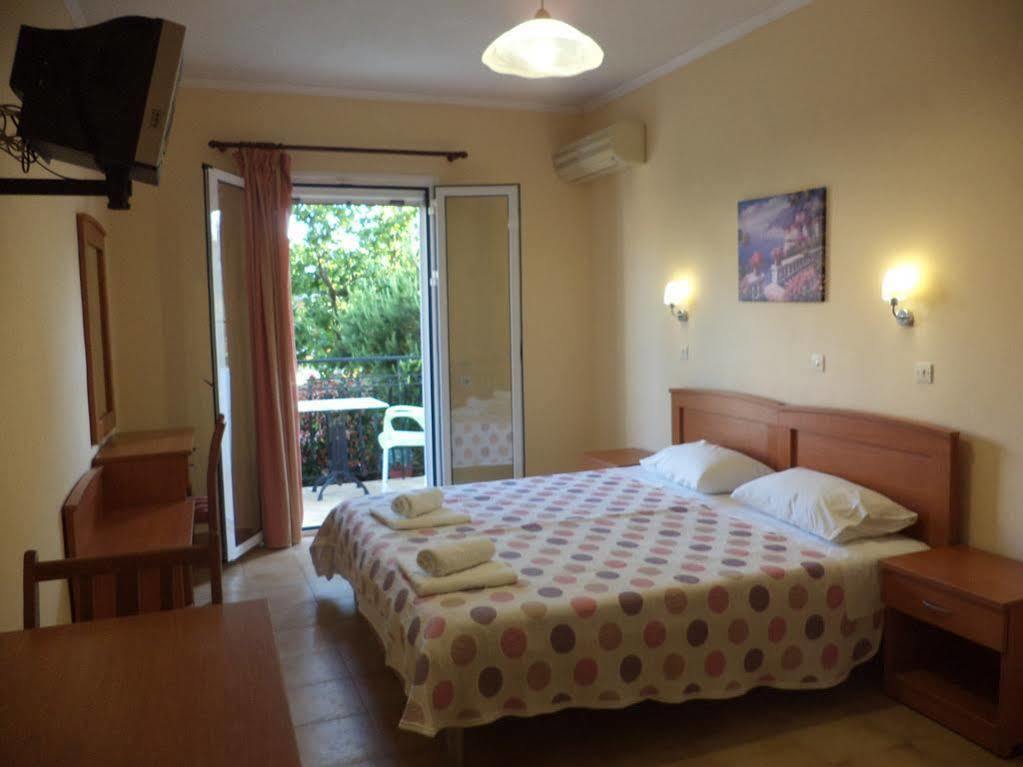 Dionysios Studios Skala  Exterior foto